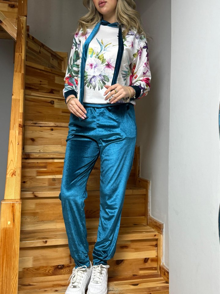 Kadın Kadife Kumaş Uzun Kollu Kapüşon Detay çiçek Baskılı Sweat Ve Pantolon Ikili Takım