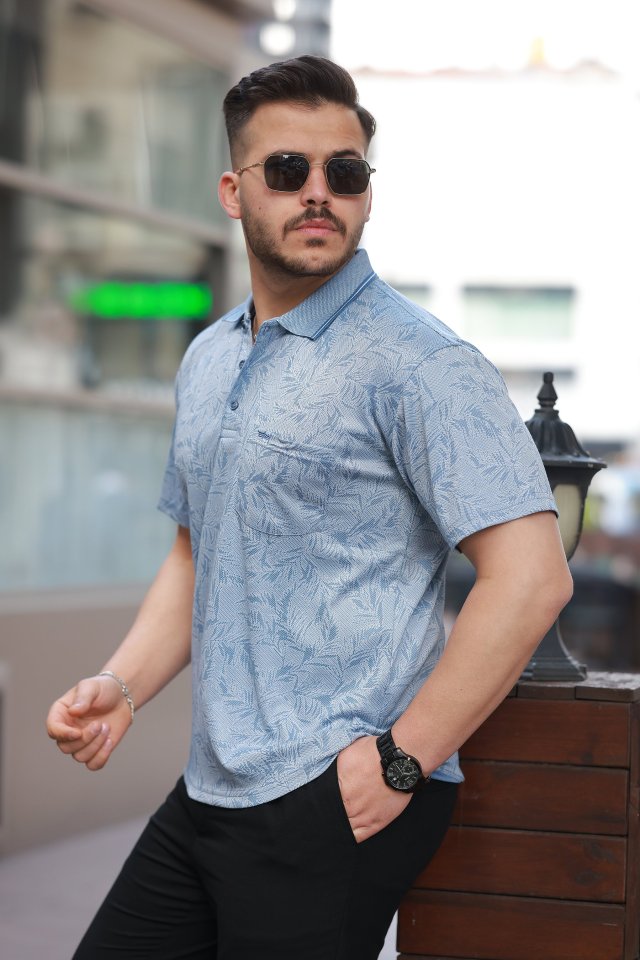 Erkek Yakalı Jakar Baskılı Kısa Kollu T-shirt