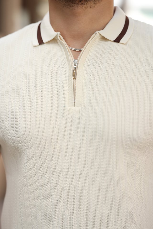 Erkek Yaka Ve Kolları çizgi Detaylı Fermuarlı Kısa Kollu T-shirt