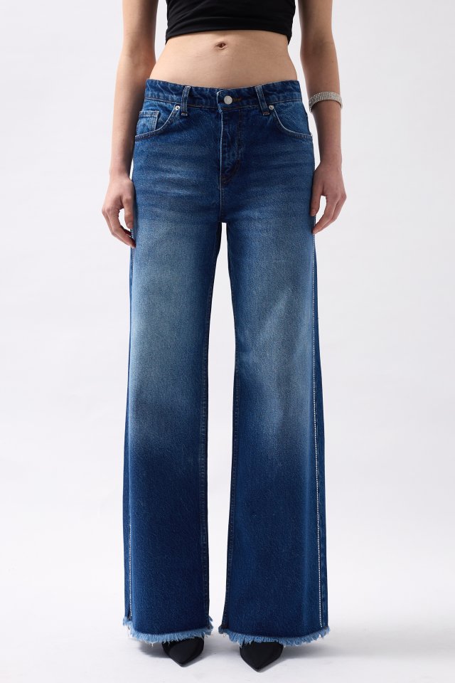 Taş Şerit Detaylı Jean