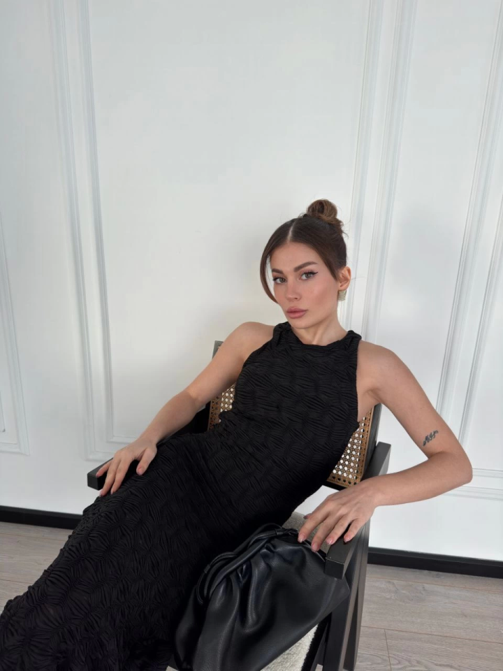 Kolsuz Uzun Elbise - Siyah