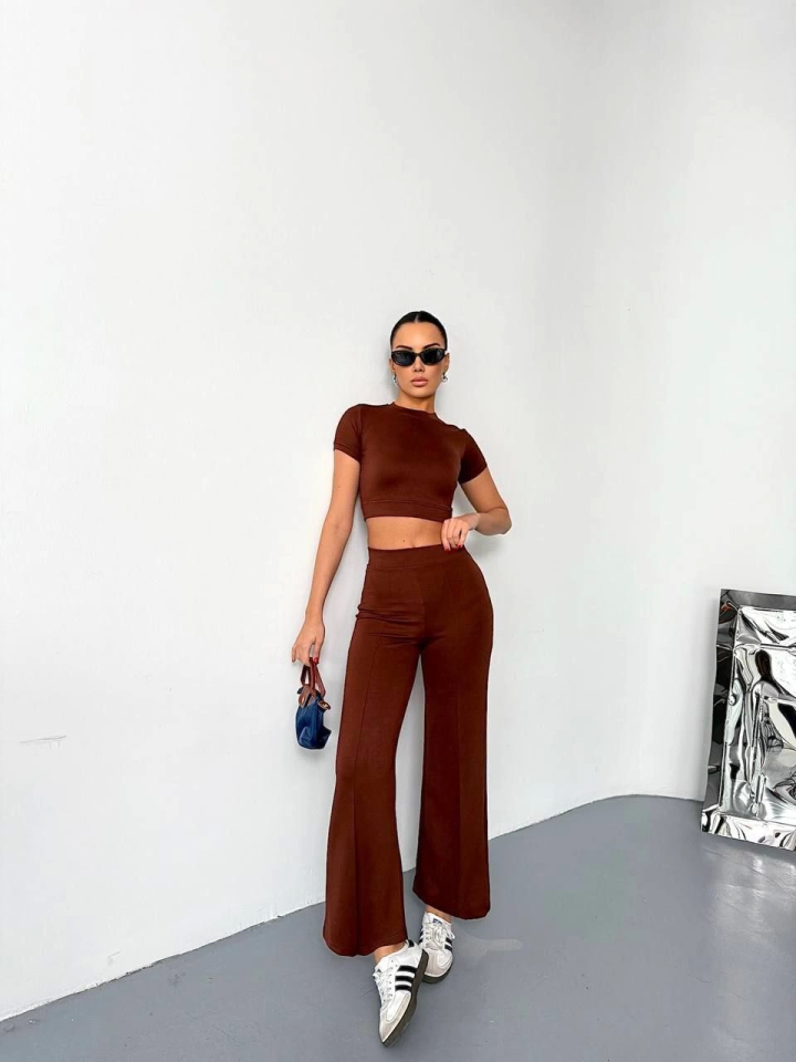 Osy Modal Yumuşak Dokulu Kumaş Kısa Kollu Crop Alt Ispanyol Paça Pantalon Ikili Takım - Kahverengi
