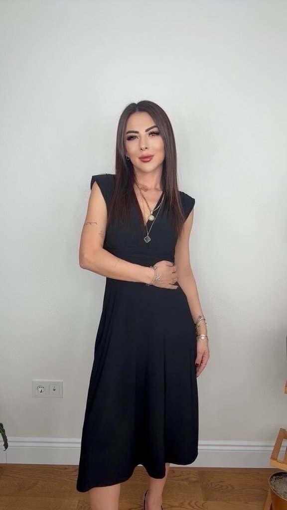 Kadın Kısa Kollu Kruvaze Yakalı Bel Korsajı Buzgulu Midi Janjan Krep Elbise