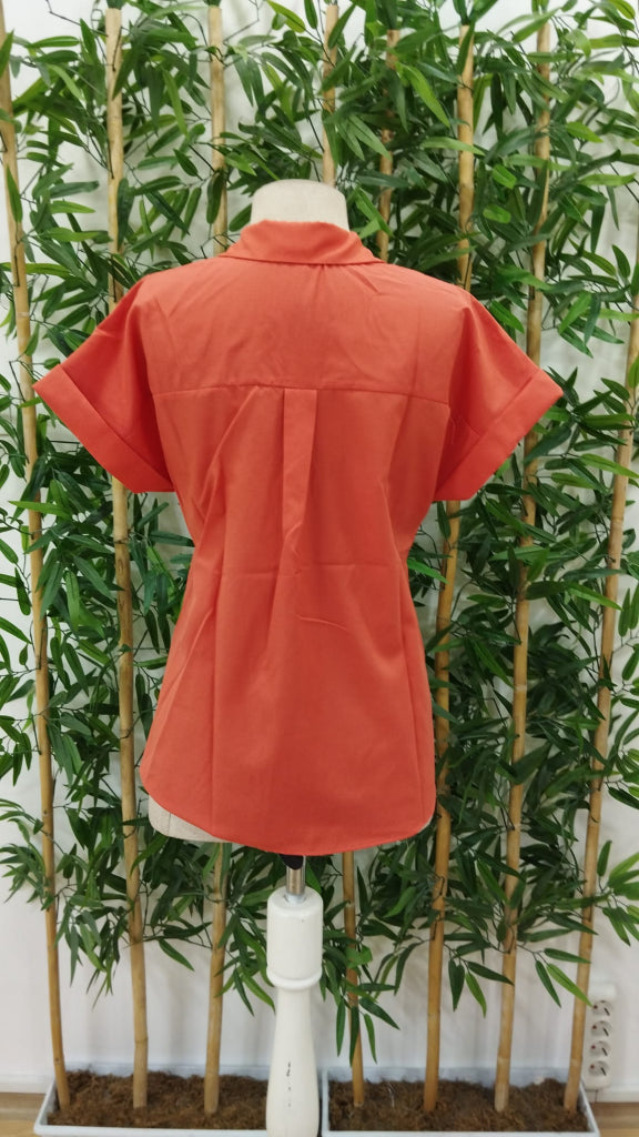 Kadın Kısa Kollu V Yakalı önden Düğmeli Dokuma Gömlek