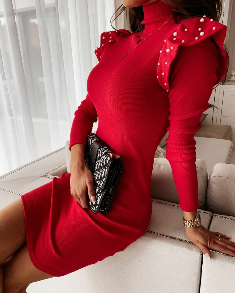 Kadın Kırmızı Uzun Kollu Balıkçı Yaka Omuzlarda Pile Inci Detay Kaşkorse Elbise