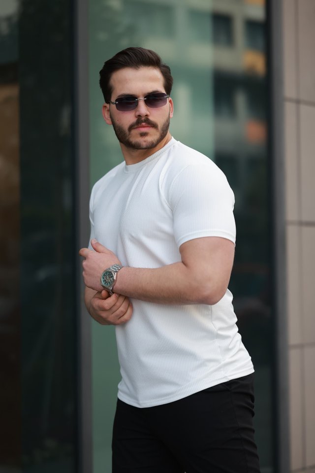 Erkek Kısa Kollu çizgi Kabartma Detaylı T-shirt