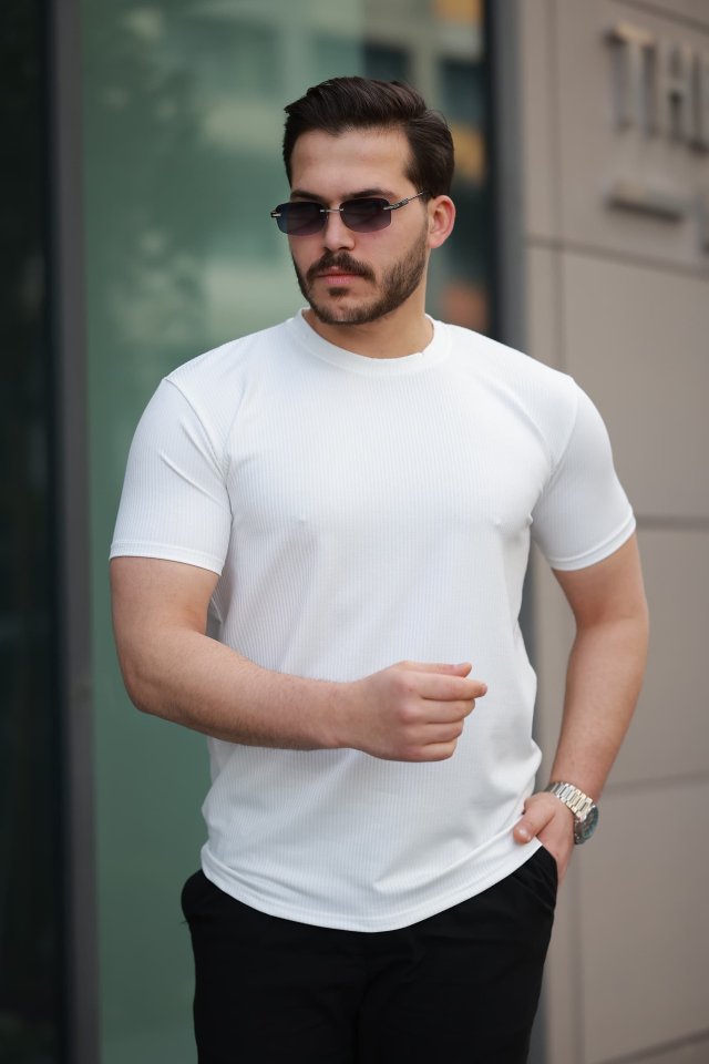 Erkek Kısa Kollu çizgi Kabartma Detaylı T-shirt