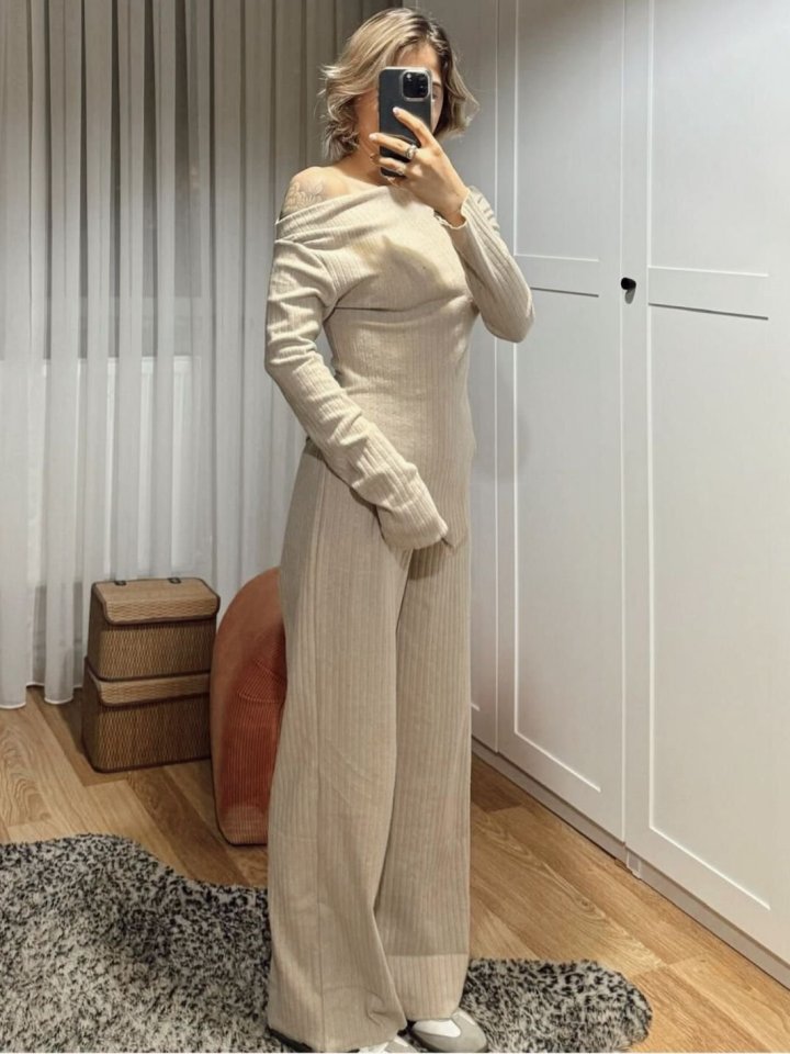 Kadın Uzun Kollu Omuzlardan Açık Asimetrik Kesim Kaşkorse Bluz Ve Pantolon Ikili Pantolon