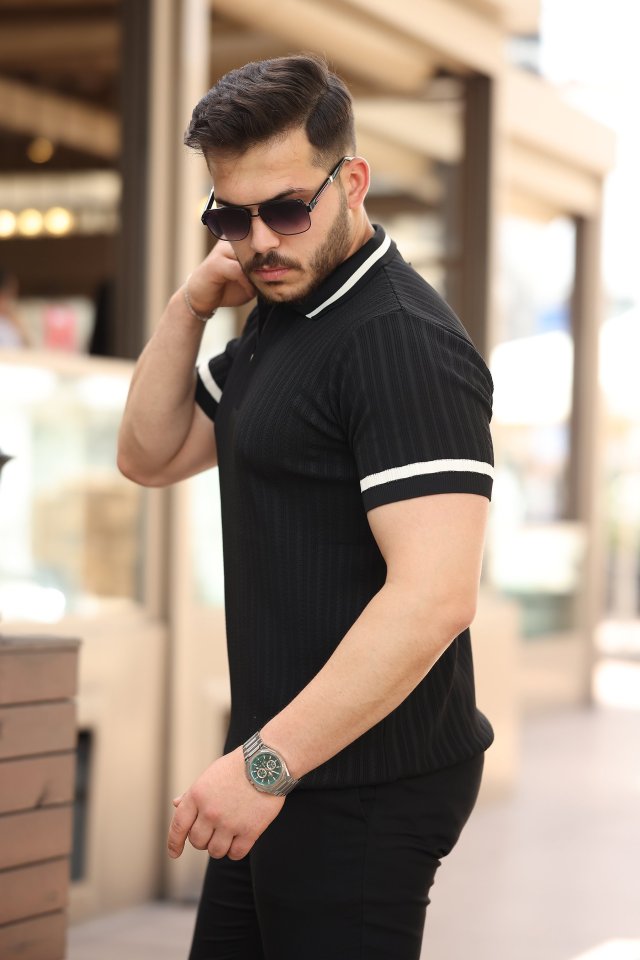 Erkek Yaka Ve Kolları çizgi Detaylı Fermuarlı Kısa Kollu T-shirt