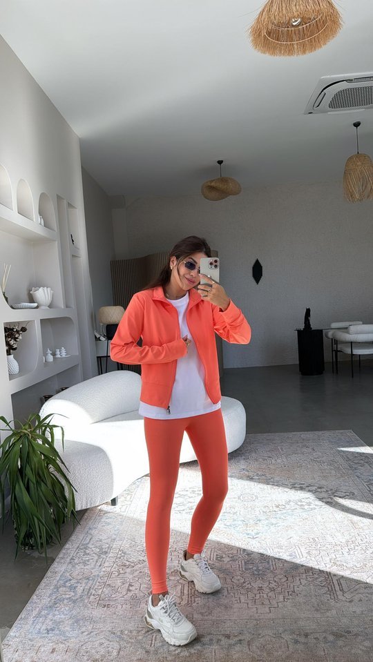 Kadın Uzun Kol Fermuar Detay Ceket Ve Yüksek Bel Toparlayıcı Tayt Ikili Takım