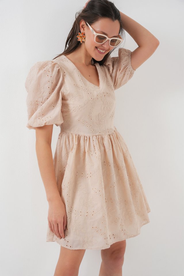 2529 Fistolu Kısa Elbise - Bej