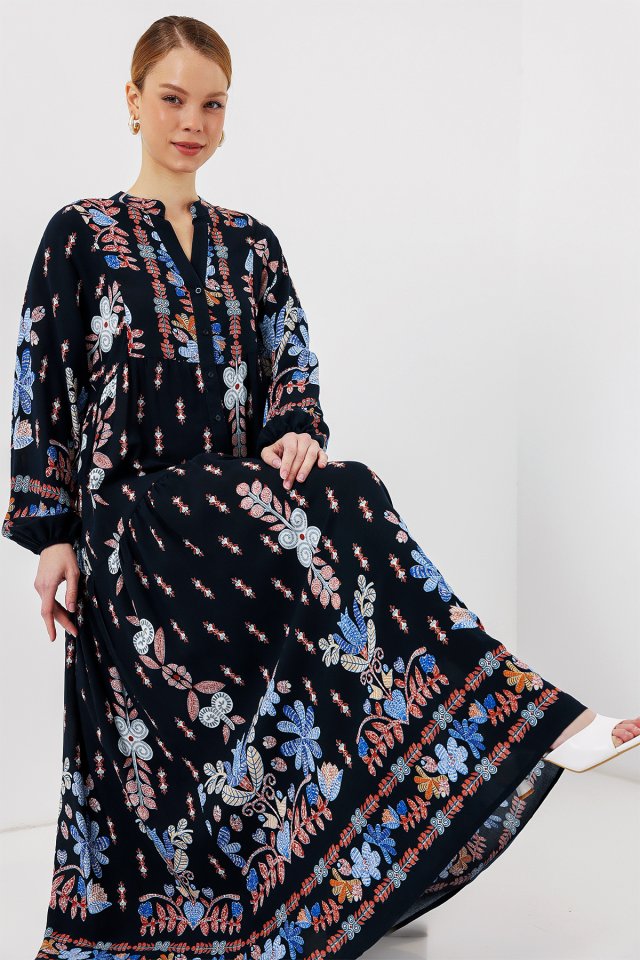 2423 Otantik Desenli Tesettür Elbise - Siyah - Mavi