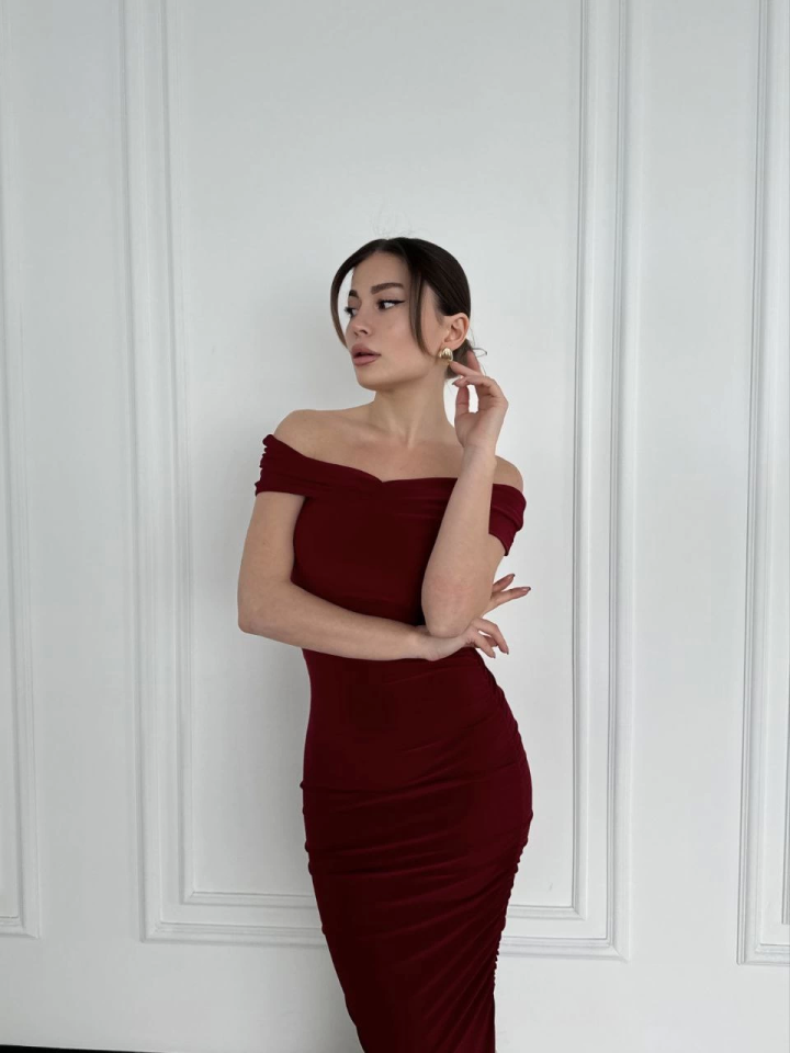 Striptiz Omuzlu Uzun Elbise- Bordo