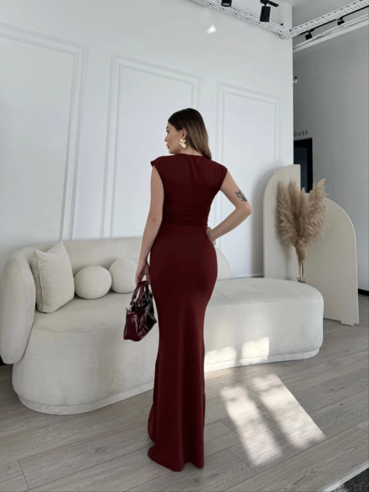 Kolsuz Uzun Likralı Elbise - Bordo
