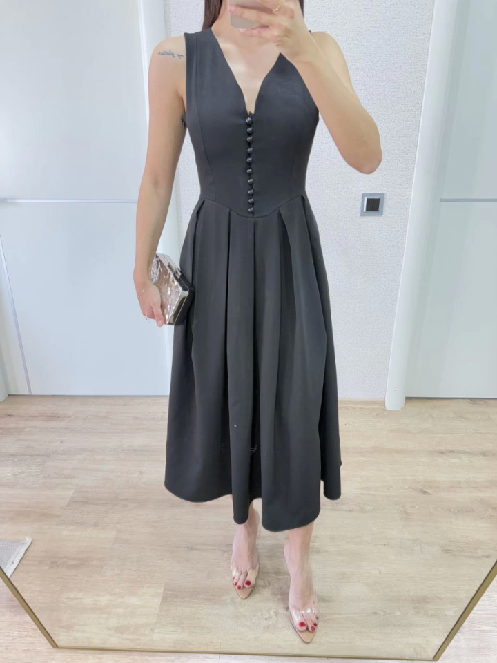 V Yaka Uzun Kolsuz Elbise- Siyah