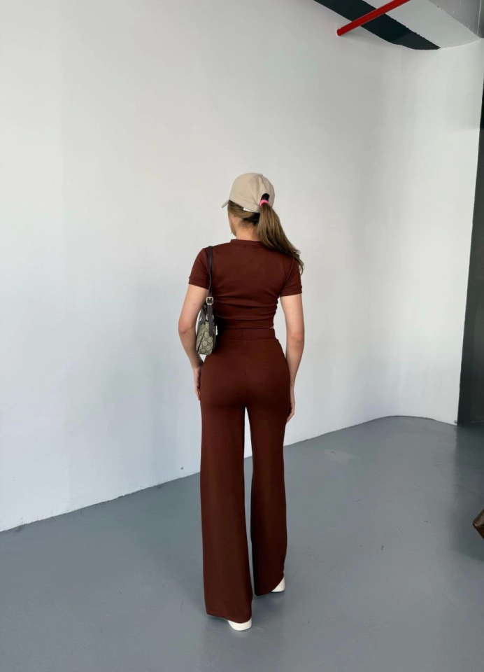 Osy Modal Yumuşak Dokulu Kumaş Kısa Kollu Crop Rahat Pantalon Ikili Takım - Kahverengi