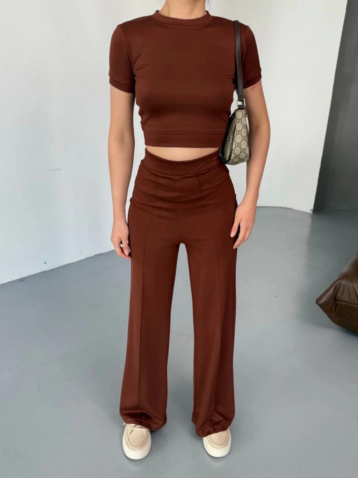 Osy Modal Yumuşak Dokulu Kumaş Kısa Kollu Crop Rahat Pantalon Ikili Takım - Kahverengi