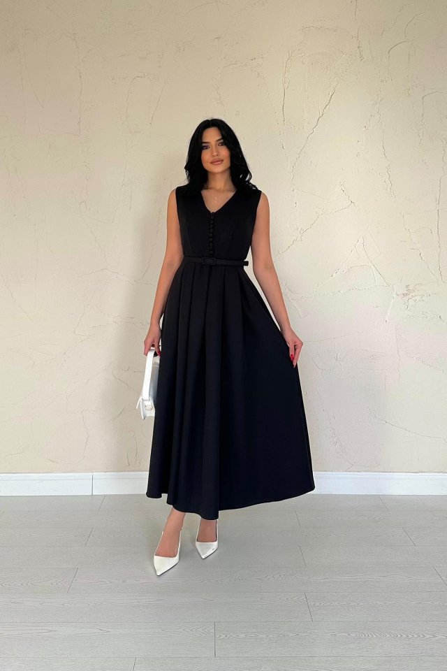 Siyah Önü Britli Pileli Elbise