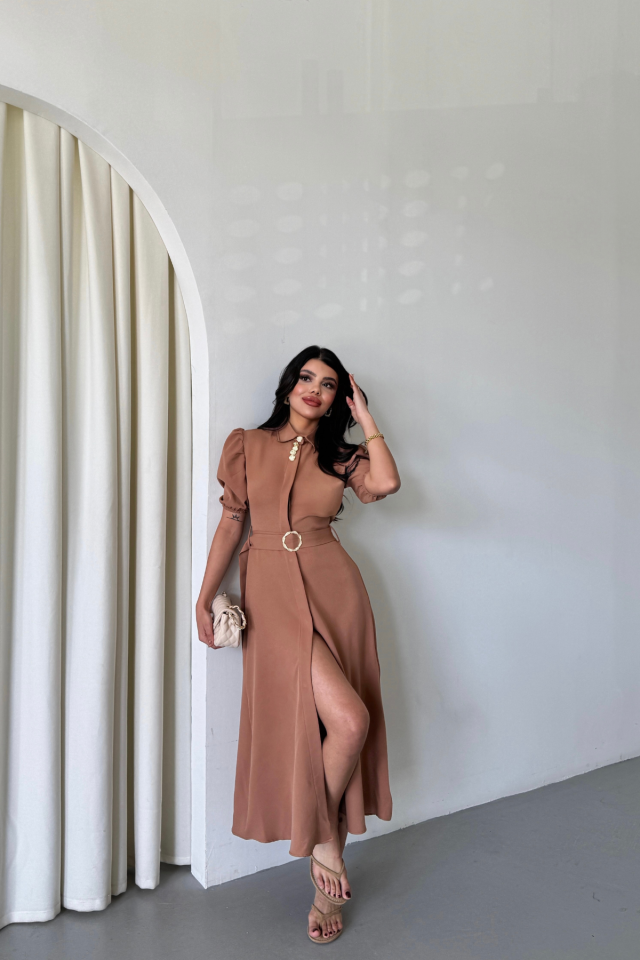 YAKA DÜĞME DETAYLI ELBİSE - Kahverengi