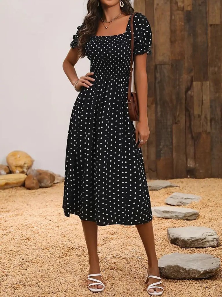 Kadın Kısa Kollu Geometrik Yaka Yırtmaçlı Puantiyeli Midi örme Krep Elbise