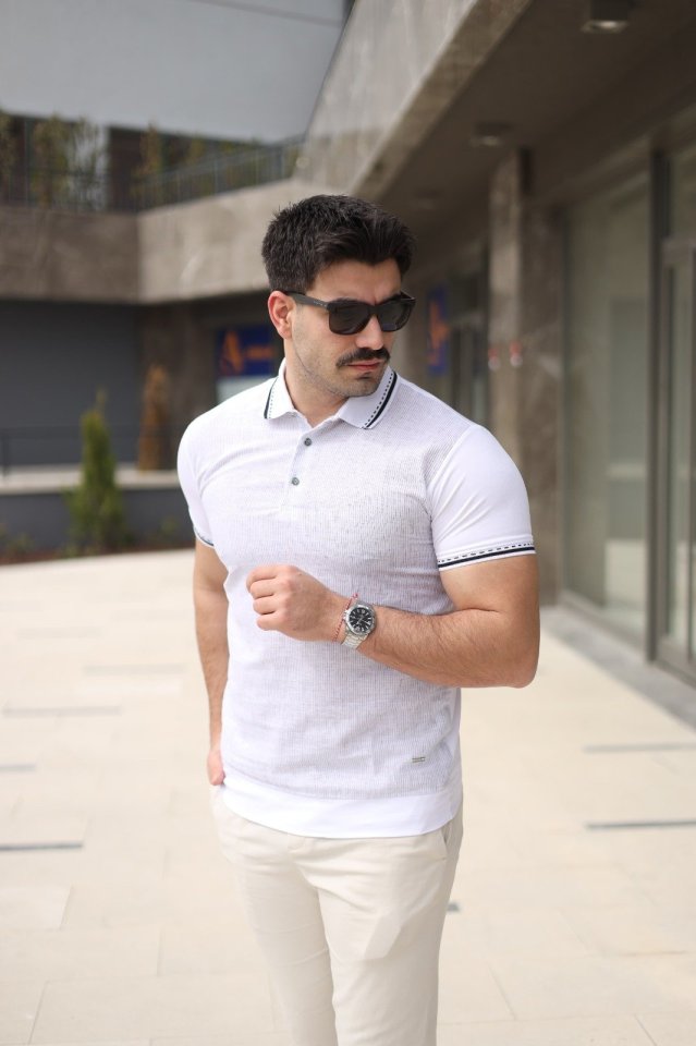 Erkek Polo Yaka Fermuar Detaylı Tişört