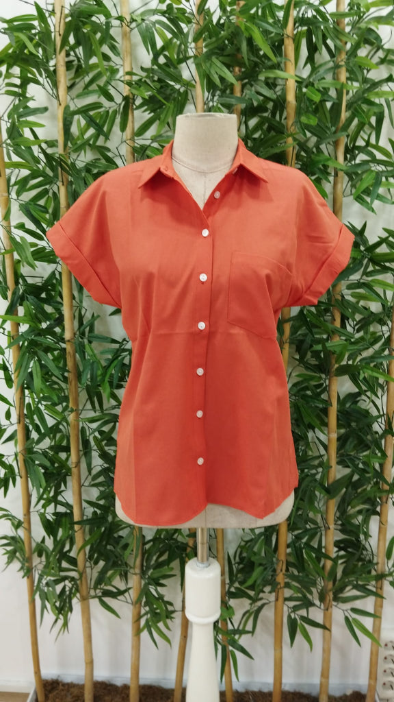 Kadın Kısa Kollu V Yakalı önden Düğmeli Dokuma Gömlek