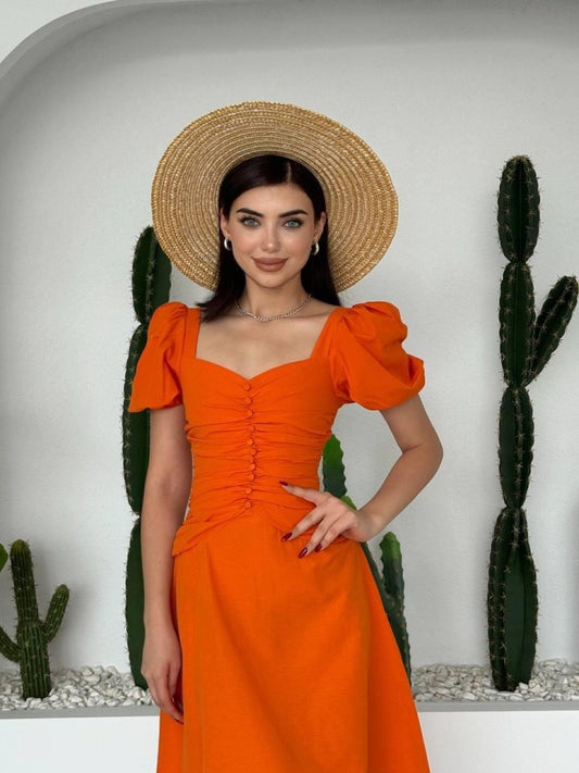 Kare Yaka Düğmeli Elbise