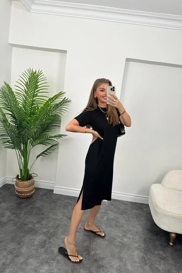 Kadın Viskon Kumaş Kısa Kollu çift Yırtmaç Detaylı Salaş Elbise